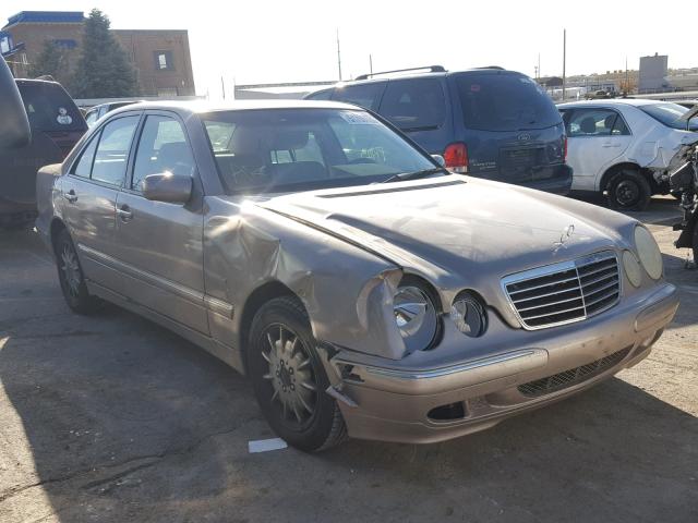 WDBJF65J5YB127669 - 2000 MERCEDES-BENZ E 320 GOLD photo 1