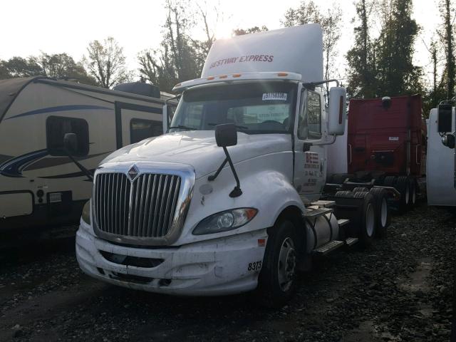 2HSCUAPR1AC169392 - 2010 INTERNATIONAL PROSTAR PR WHITE photo 2