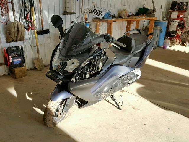 WB10C1505JZ316168 - 2018 BMW C650 GT Blau Foto 2