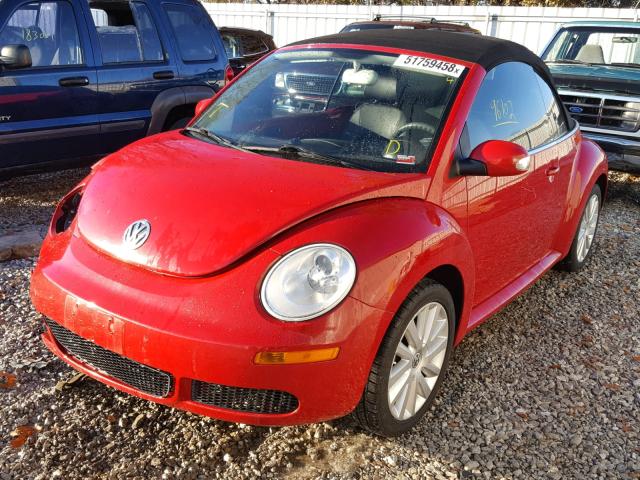 3VWRF31Y28M402698 - 2008 VOLKSWAGEN NEW BEETLE RED photo 2