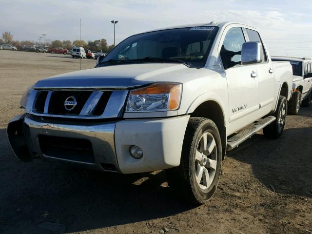 1N6AA0EC4BN302415 - 2011 NISSAN TITAN S WHITE photo 2