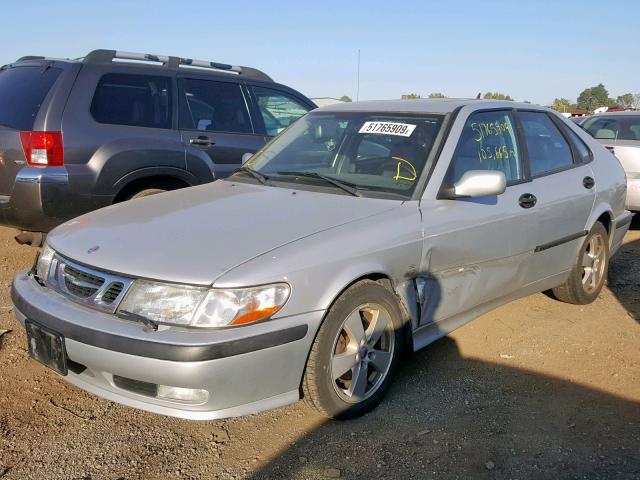 YS3DF55KX27015079 - 2002 SAAB 9-3 SE SILVER photo 2