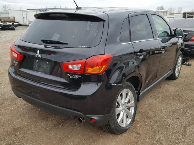 4A4AR4AU7FE016042 - 2015 MITSUBISHI OUTLANDER BLACK photo 4