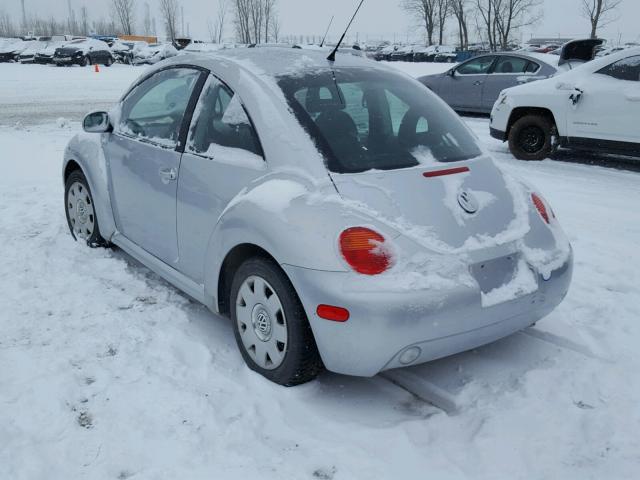 3VWCB21C92M403810 - 2002 VOLKSWAGEN NEW BEETLE Gümüş foto 3