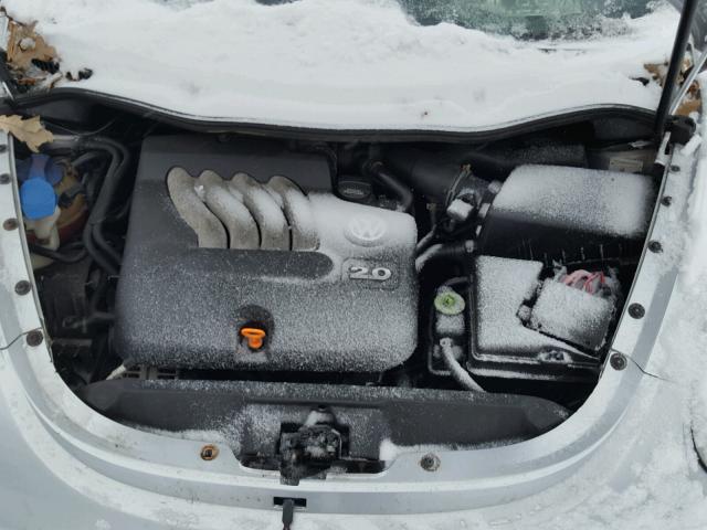 3VWCB21C92M403810 - 2002 VOLKSWAGEN NEW BEETLE Gümüş foto 7