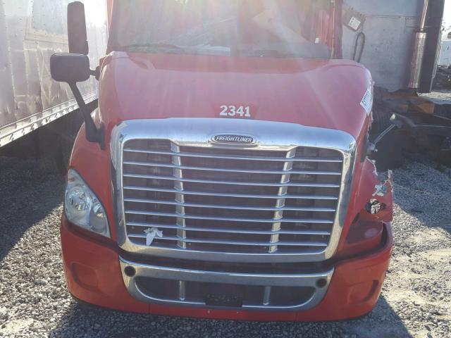 1FUJGHDV1GLGR6859 - 2016 FREIGHTLINER CASCADIA 1 RED photo 7