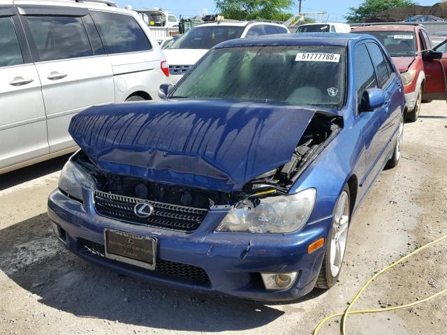 JTHBD192130067068 - 2003 LEXUS IS 300 BLUE photo 2