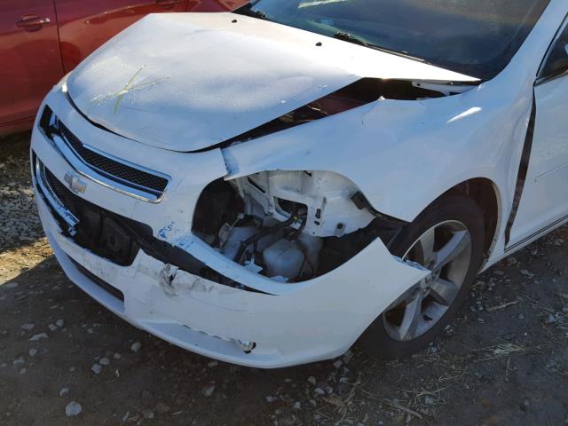 1G1ZC5EU3CF101499 - 2012 CHEVROLET MALIBU 1LT WHITE photo 9