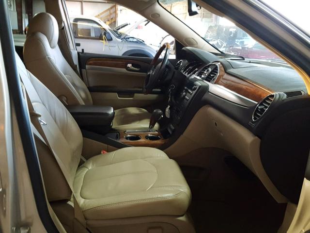 5GAER13768J148364 - 2008 BUICK ENCLAVE CX BEIGE photo 5