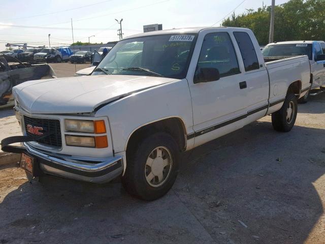 2GTEC19R1T1546903 - 1996 GMC SIERRA C15 WHITE photo 2