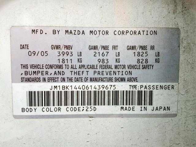 JM1BK144061439675 - 2006 MAZDA 3 HATCHBAC WHITE photo 10