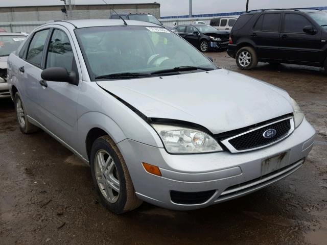 1FAFP34N57W248528 - 2007 FORD FOCUS ZX4 SILVER photo 1