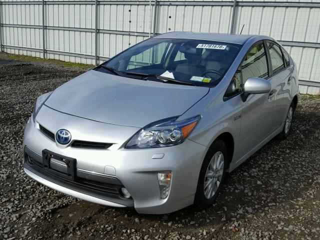 JTDKN3DPXD3031179 - 2013 TOYOTA PRIUS PLUG SILVER photo 2