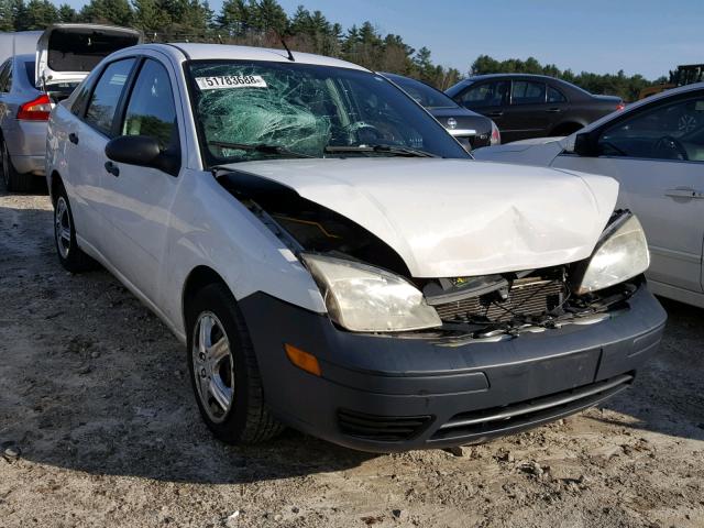 1FAHP34NX6W184705 - 2006 FORD FOCUS ZX4 WHITE photo 1