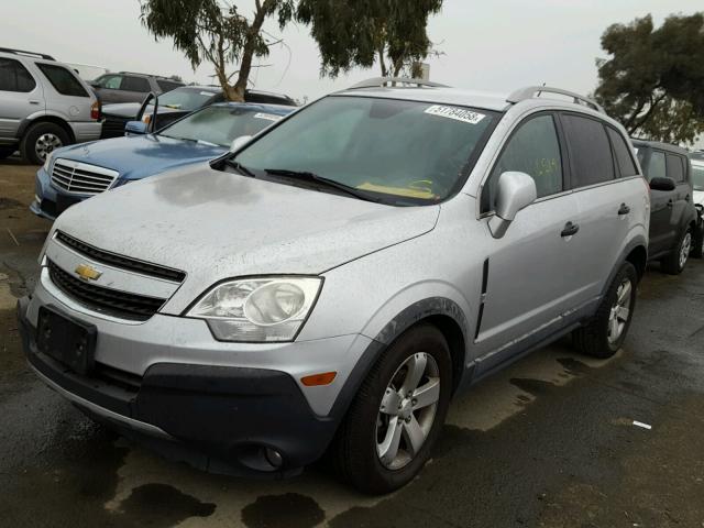 3GNAL2EKXCS557911 - 2012 CHEVROLET CAPTIVA SP SILVER photo 2