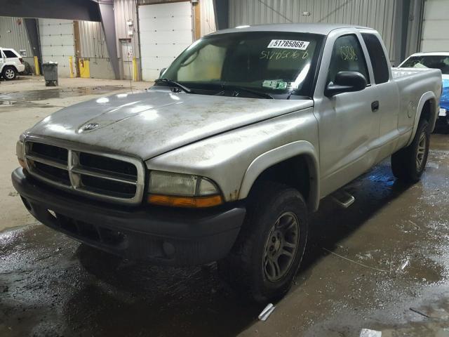 1D7HG12K84S588913 - 2004 DODGE DAKOTA SXT SILVER photo 2