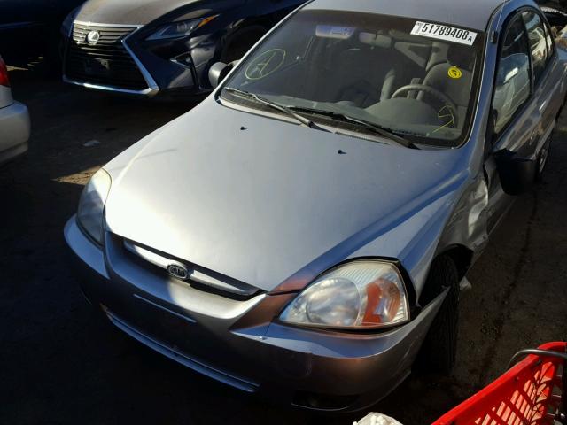 KNADC125336221517 - 2003 KIA RIO SILVER photo 2