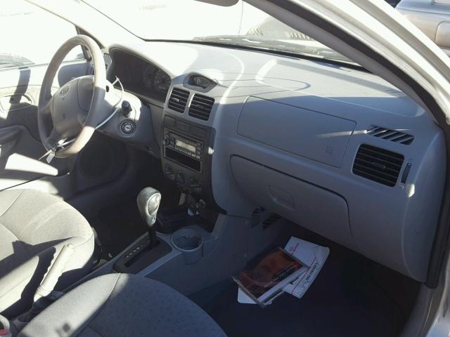 KNADC125336221517 - 2003 KIA RIO SILVER photo 5