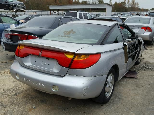 1G8ZY12772Z123710 - 2002 SATURN SC2 SILVER photo 4