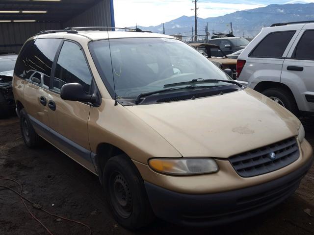 2P4GP4532TR762286 - 1996 PLYMOUTH VOYAGER SE GOLD photo 1