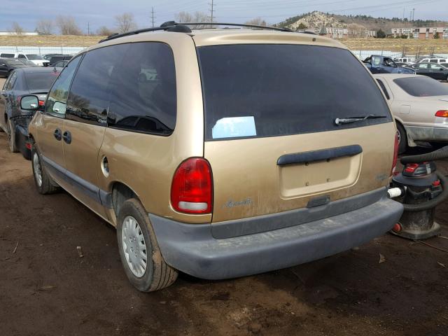 2P4GP4532TR762286 - 1996 PLYMOUTH VOYAGER SE GOLD photo 3