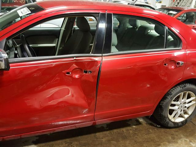 3FAHP0GA1BR341221 - 2011 FORD FUSION S RED photo 9