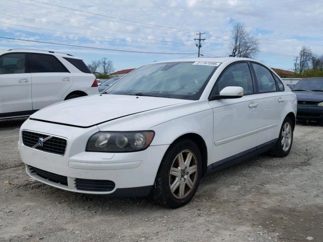 YV1MS382762166767 - 2006 VOLVO S40 2.4I WHITE photo 2