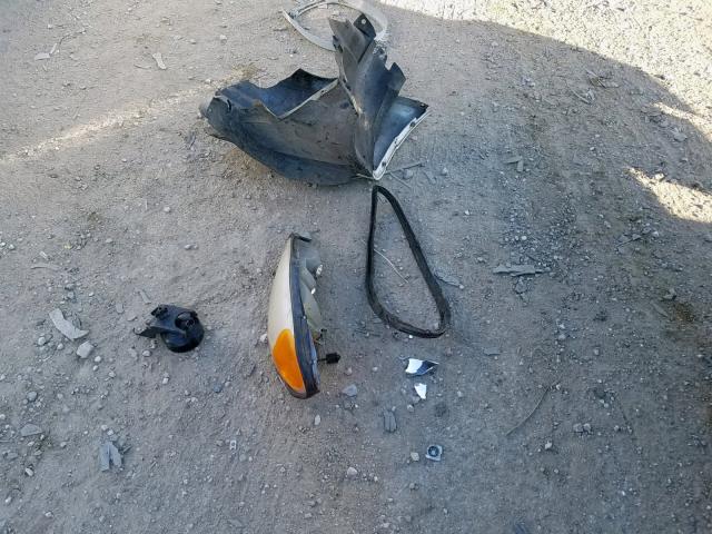 1G2NE52F63C325703 - 2003 PONTIAC GRAND AM S WHITE photo 9