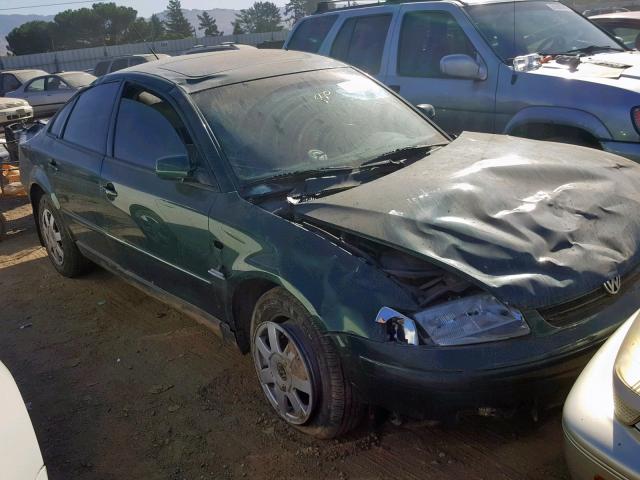 WVWAH63B21P010146 - 2001 VOLKSWAGEN PASSAT GLS GREEN photo 1