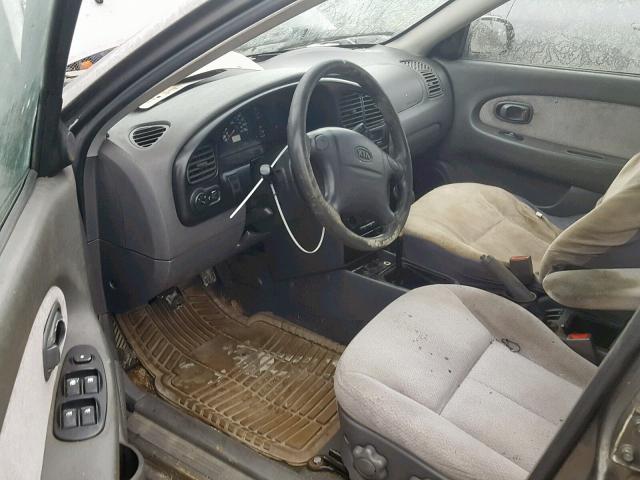 KNAFB121835222726 - 2003 KIA SPECTRA BA GRAY photo 9