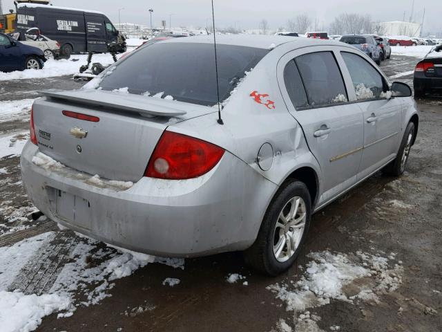 1G1AL55F587143706 - 2008 CHEVROLET COBALT LT SILVER photo 4