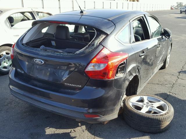 1FADP3N25EL423306 - 2014 FORD FOCUS TITA BLACK photo 4