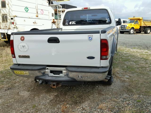 1FTWW315X6EA36293 - 2006 FORD F350 SRW S WHITE photo 4