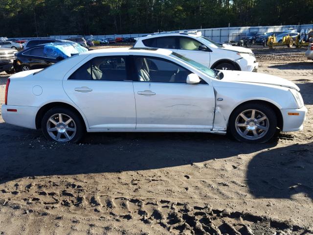 1G6DW677660178853 - 2006 CADILLAC STS WHITE photo 9