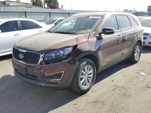 5XYPGDA58JG340231 - 2018 KIA SORENTO LX MAROON photo 2