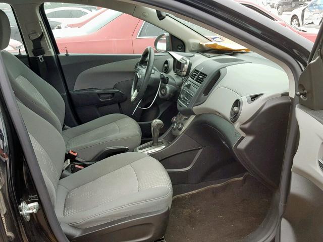 1G1JA5SH2C4196434 - 2012 CHEVROLET SONIC LS BLACK photo 5