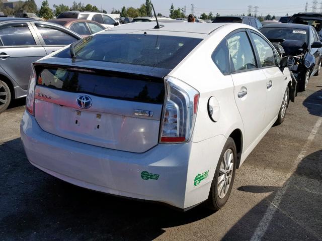 JTDKN3DP8E3064134 - 2014 TOYOTA PRIUS PLUG WHITE photo 4