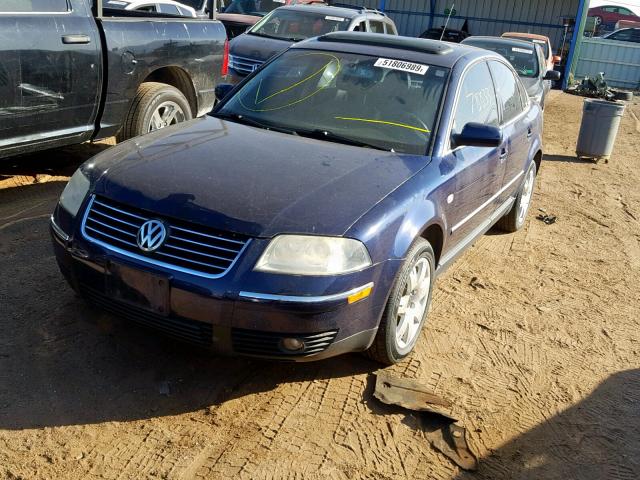 WVWTH63B82P128468 - 2002 VOLKSWAGEN PASSAT GLX BLUE photo 2