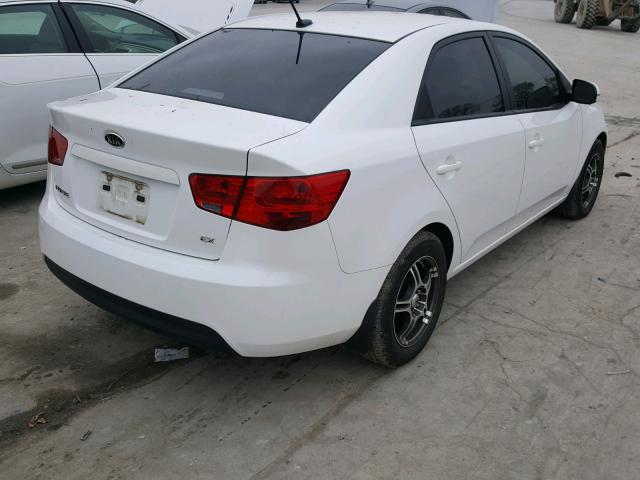 KNAFU4A21C5493536 - 2012 KIA FORTE EX WHITE photo 4