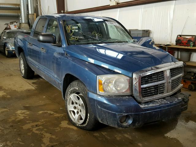 1D7HW48N55S348354 - 2005 DODGE DAKOTA QUA BLUE photo 1