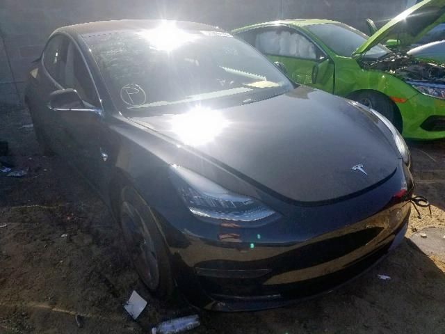 5YJ3E1EA5JF172484 - 2018 TESLA MODEL 3 BLUE photo 1