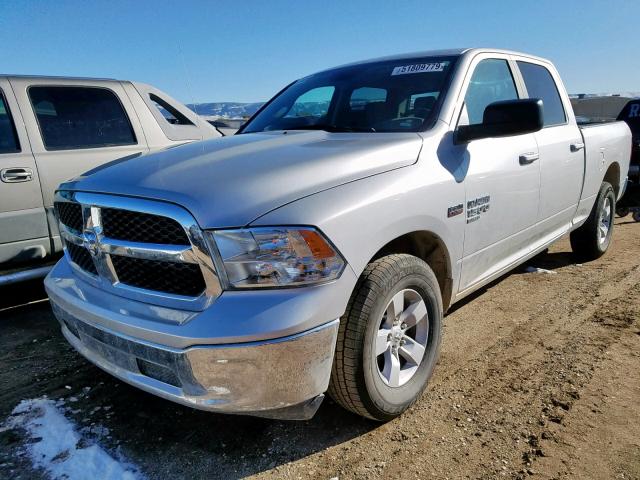 1C6RR6TT5KS512387 - 2019 RAM 1500 CLASS SILVER photo 2