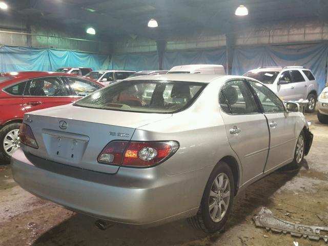 JTHBF30G425002425 - 2002 LEXUS ES 300 SILVER photo 4