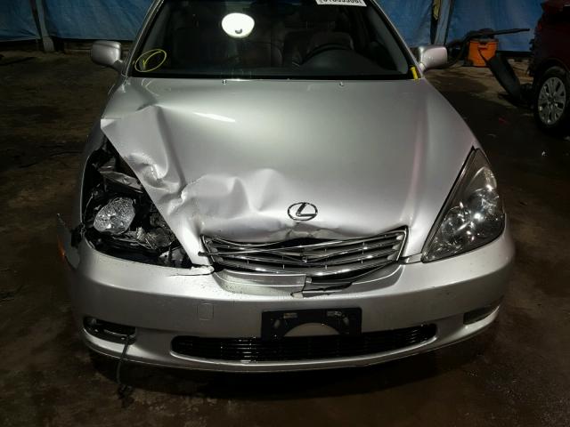 JTHBF30G425002425 - 2002 LEXUS ES 300 SILVER photo 7