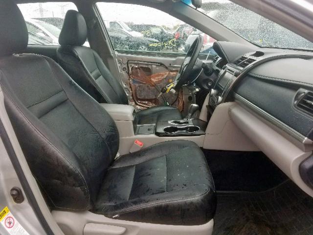 4T1BF1FK0CU118418 - 2012 TOYOTA CAMRY BASE SILVER photo 5