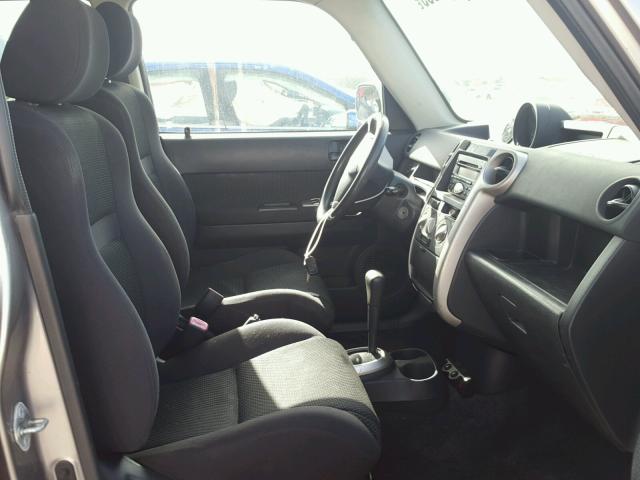 JTLKT324640151677 - 2004 TOYOTA SCION XB Күлгін фото 5