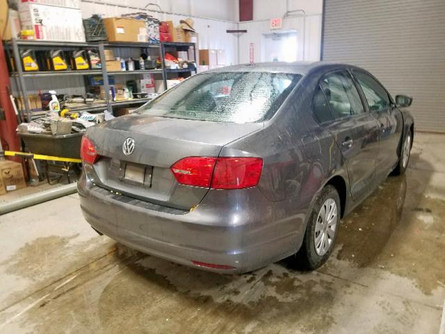 3VW2K7AJ4DM287796 - 2013 VOLKSWAGEN JETTA BASE 石墨色 照片 4