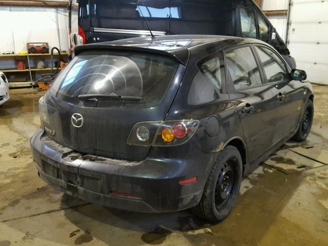 JM1BK143441170990 - 2004 MAZDA 3 HATCHBAC BLACK photo 4