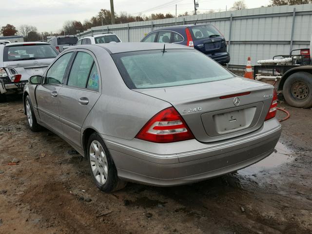 WDBRF81J45F682556 - 2005 MERCEDES-BENZ C 240 4MAT SILVER photo 3