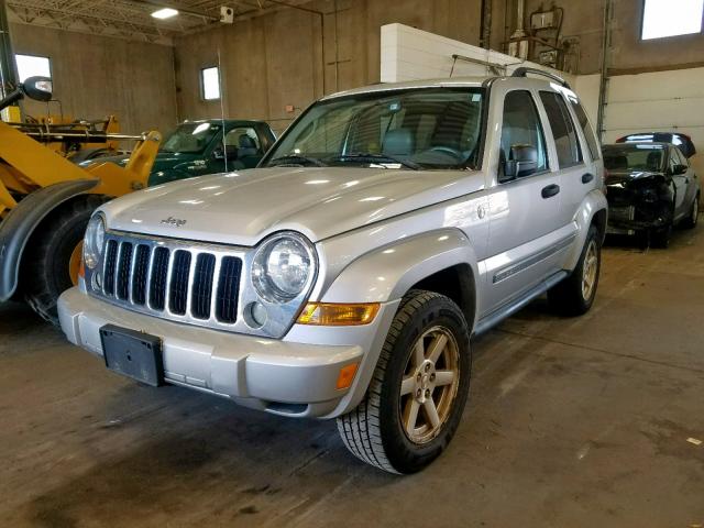 1J4GL58K15W712668 - 2005 JEEP LIBERTY LI SILVER photo 2